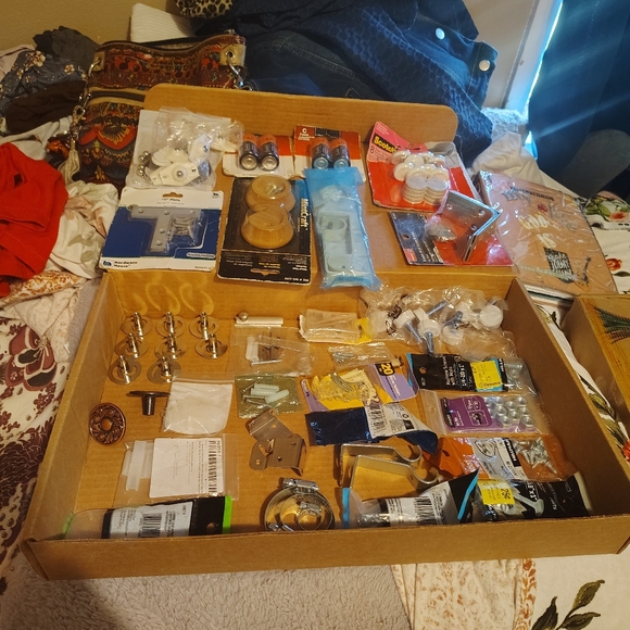 Hardware Parts - Picture 5 of 7